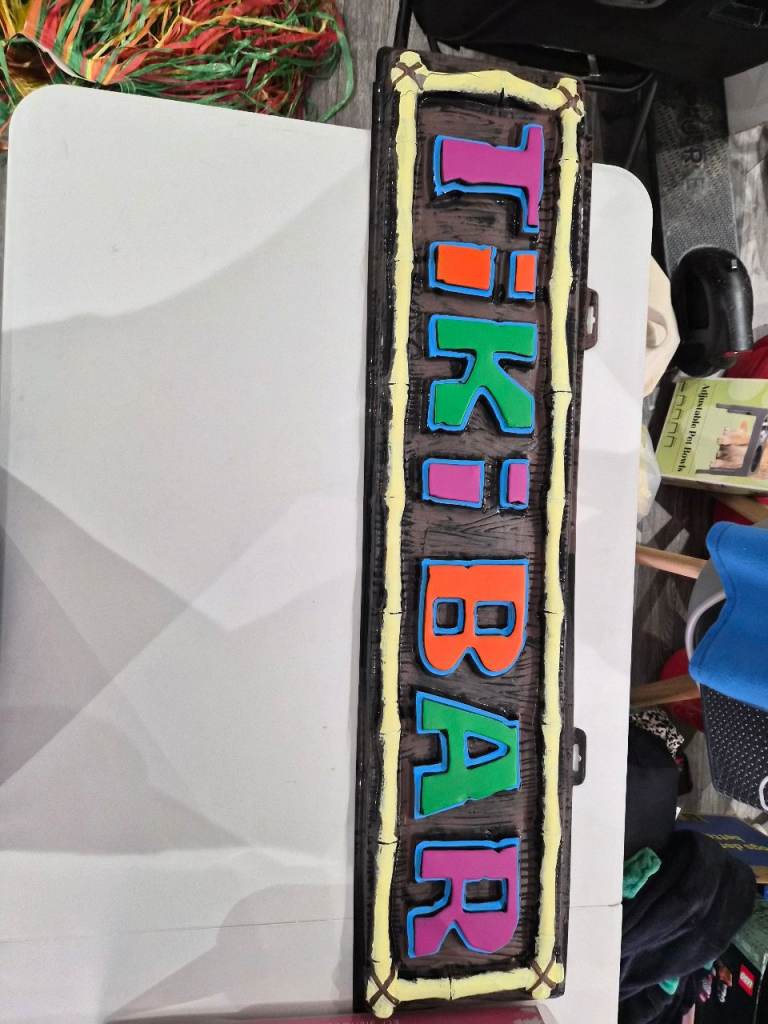 Tiki Bar party decorations 