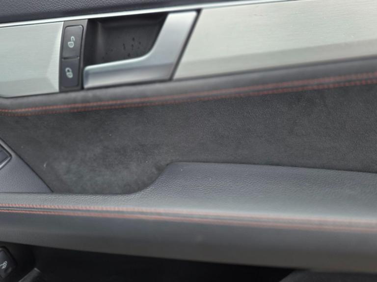 2013 Mercedes-Benz C Class C220 CDI BlueEFFICIENCY AMG Sport Plus 4dr Auto SALOON DIESEL Automatic