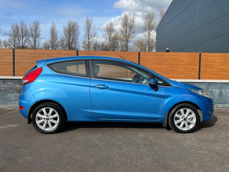 FORD FIESTA 1.2 ZETEC - 89,000 MILES - MOT FEB 2027 