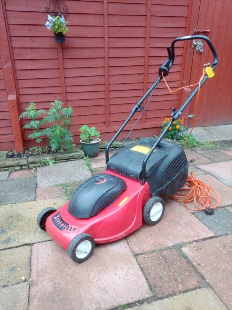 Champion Electric Rotary Mower. 37cm dia 1200W