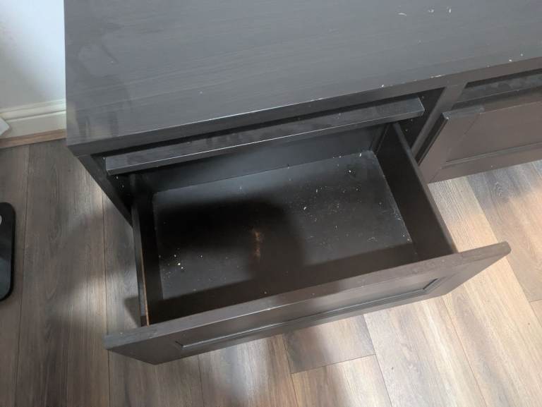 cabinets with drawers in good condition