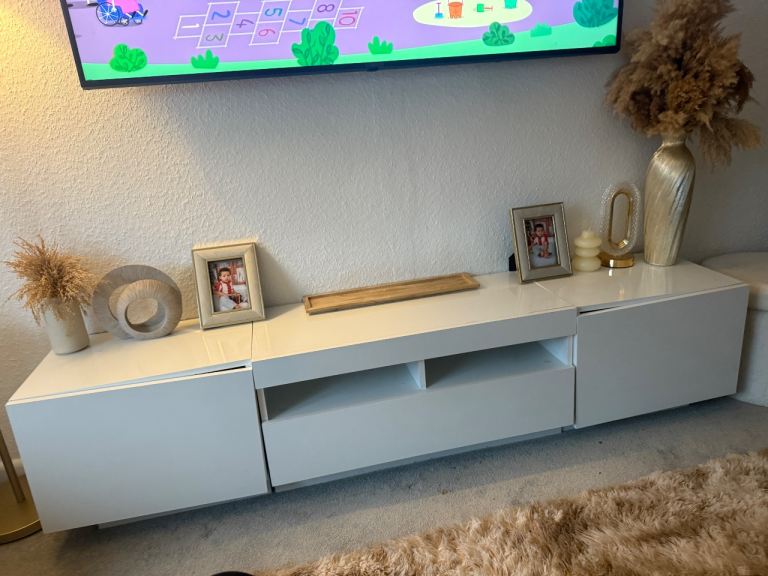 TV cabinet