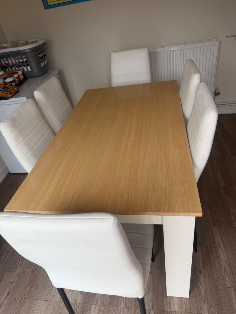 Dining Table with 6 Chairs – Good Condition