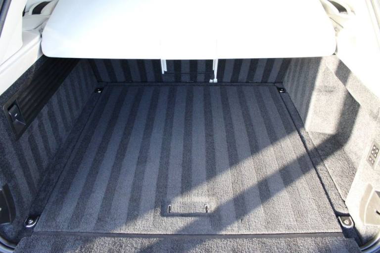 2015 Land Rover Range Rover 4.4 SD V8 Autobiography SUV 5dr Diesel Auto 4WD Euro 5 (339 ps) ESTAT...