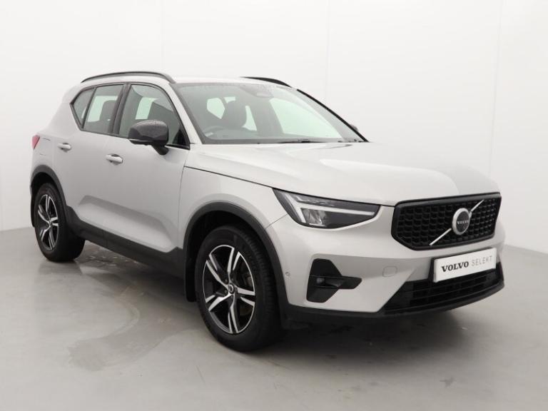 VOLVO XC40 2.0 B3P Plus Dark 5dr Auto