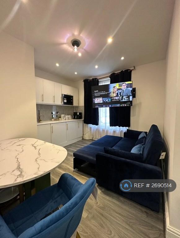 1 bedroom flat in Gaywood Street, London, SE1 (1 bed) (#2690514)