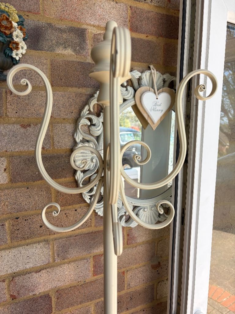 Hat land umbrella stand