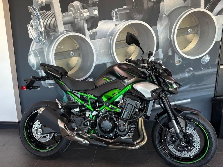 2025 KAWASAKI Z900