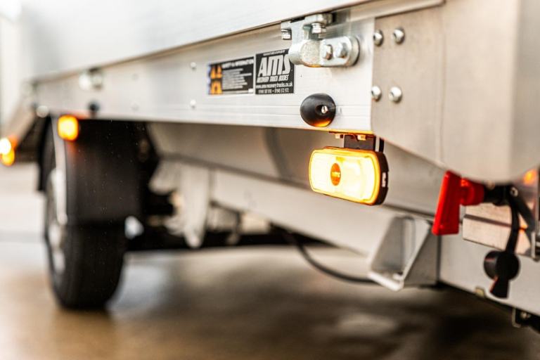 2025 BRAND NEW FIAT DUCATO 2.2 DIESEL PLANT BEAVERTAIL DROPSIDE HIGHWAY MAINTENA