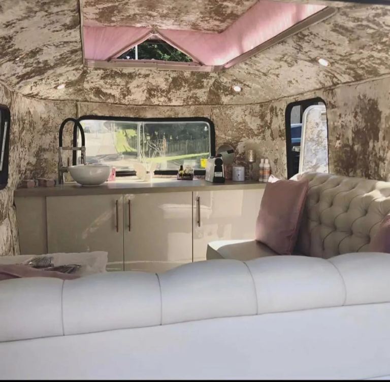 Converted Caravan- Mobile Salon/Pampering/Crafting/Small Business