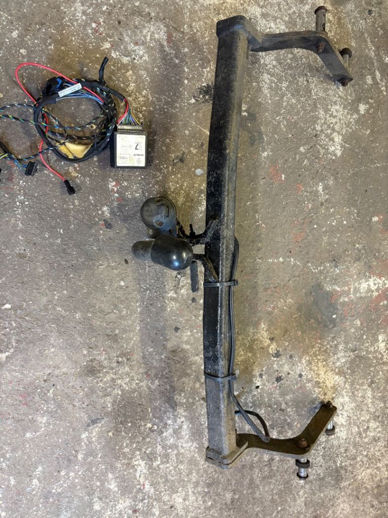 Dacia Sandero Stepway Towbar for sale