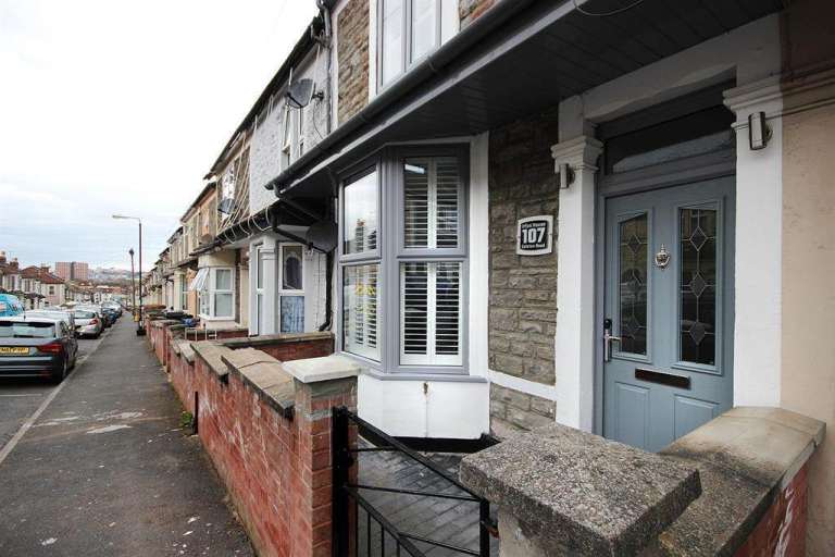 Double room for rent in Easton 