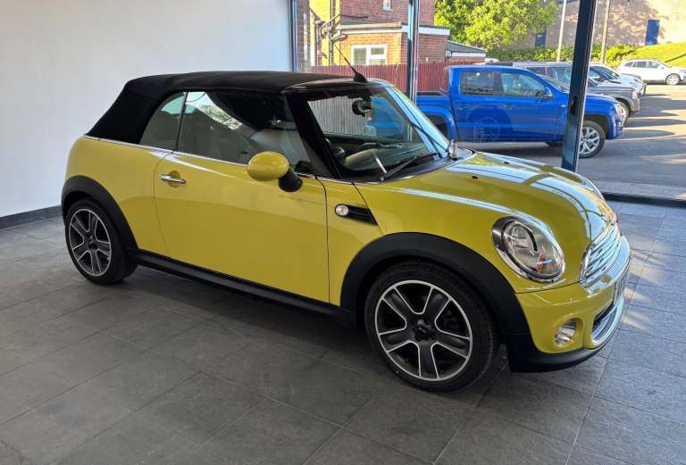 MINI CONVERTIBLE 1.6 Cooper Convertible 2009