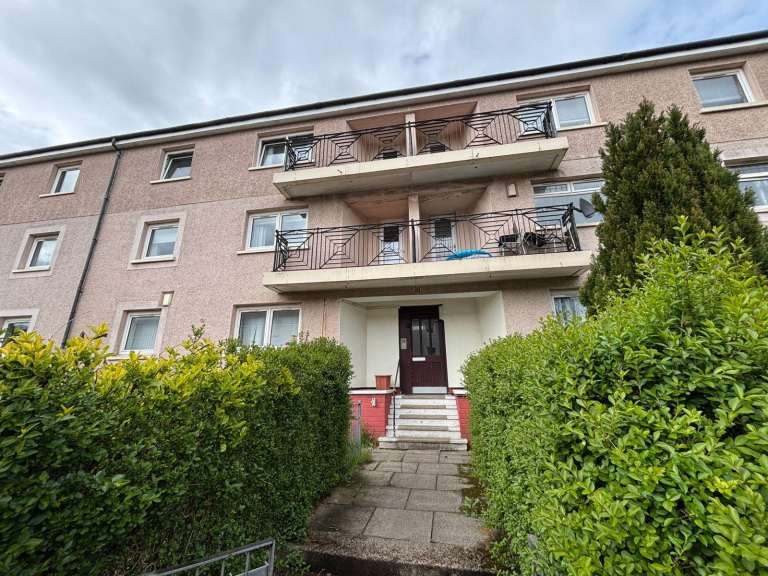 1/2, 252 Drumry Road East, G15 8PQ