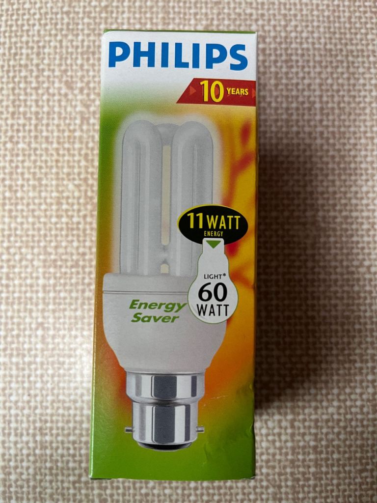 BOX OF 6 Large Bayonet energy lightbulbs