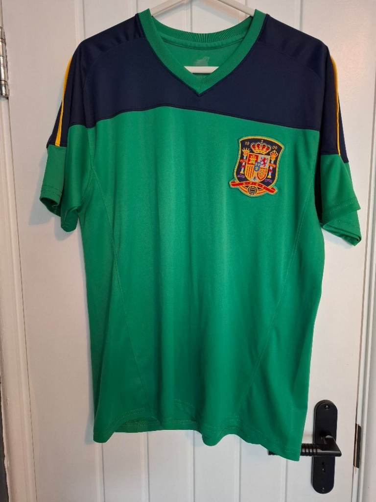 Spain Green Football Top Youth Size Large.