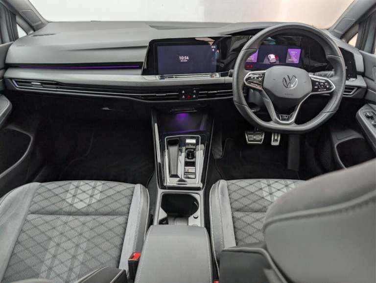 2024 Volkswagen Golf 2.0 TDI R-Line Hatchback 5dr Diesel DSG Euro 6 (s/s) (150 ps) - SAT NAV + C ...