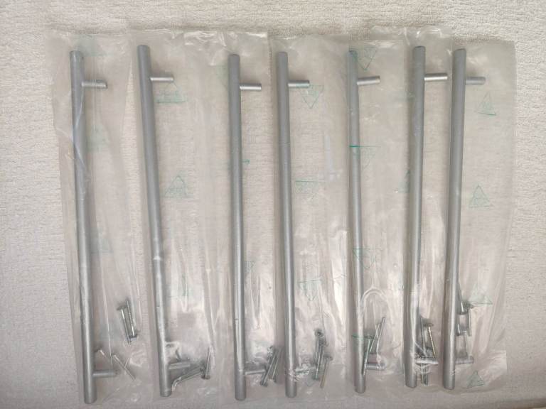 7   Chrome  Metal T Bar Handles    New