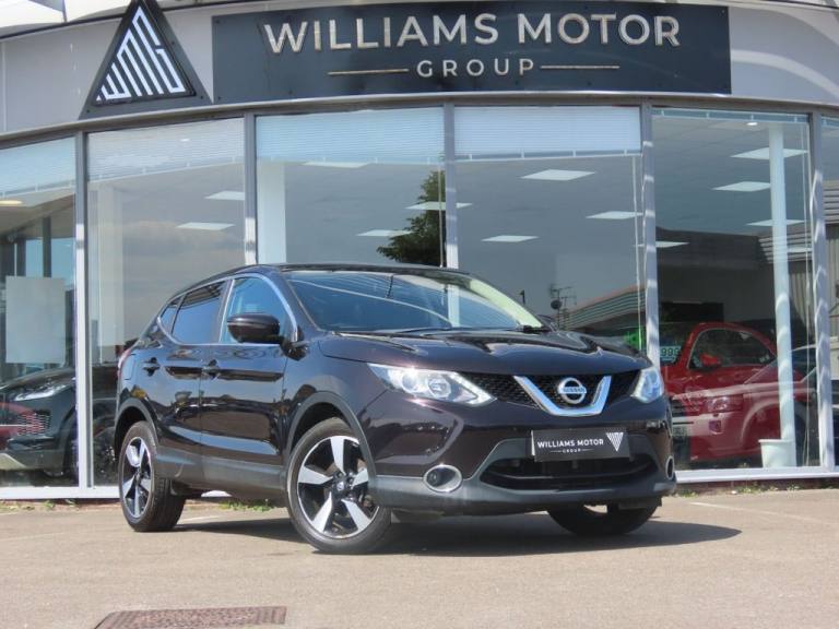 2016 Nissan Qashqai 1.6 dCi N-Connecta SUV 5dr Diesel XTRON 2WD Euro 6 (s/s) (130 ps) HATCHBACK D...