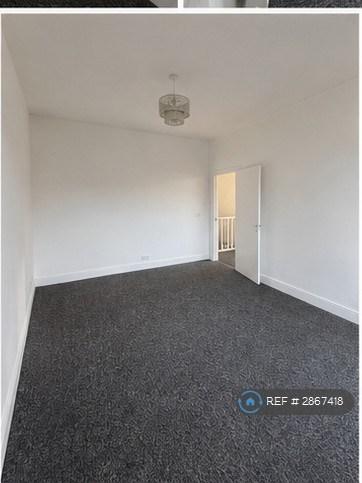 3 bedroom flat in Marshall Wallis Road, South Shields, NE33 (3 bed) (#2867418)