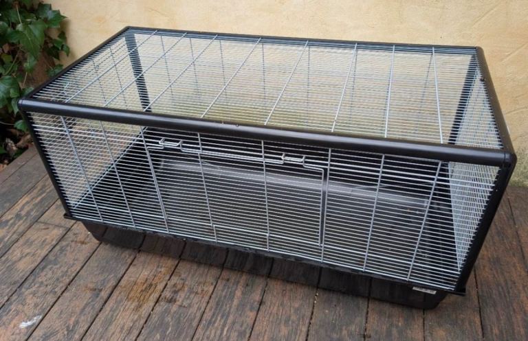 Savic plaza hamster cage 