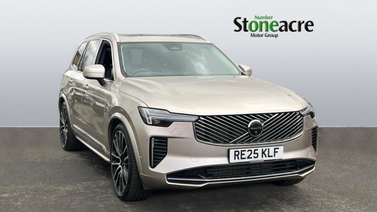 2025 Volvo XC90 Ultra, T8 AWD Plug-in hybrid, Electric/Petrol, Bright, 7 Seats ESTATE Petrol/Elec...