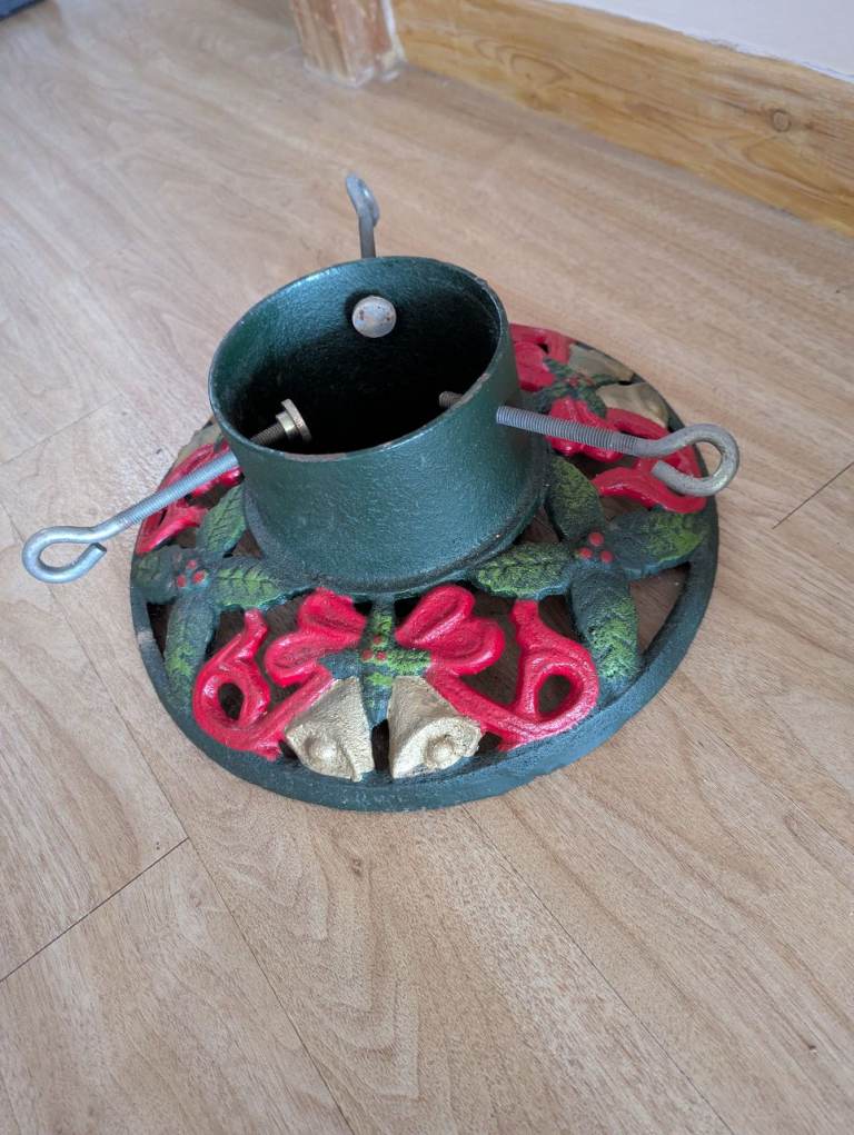 Cast Iron Christmas Tree Stand - Festive Design