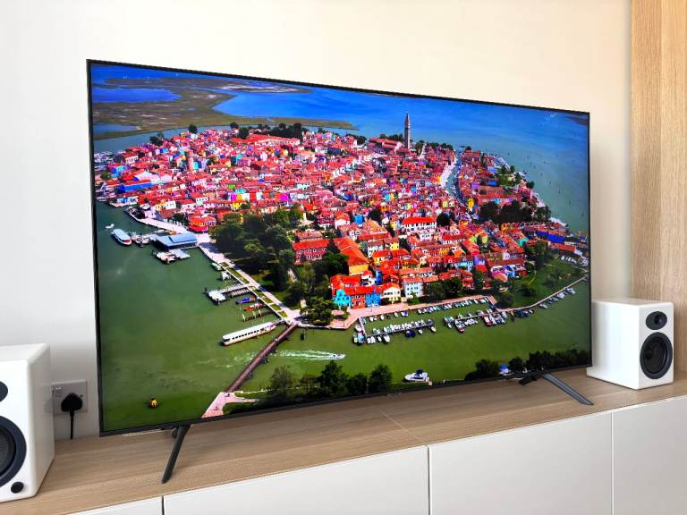 Samsung 4K 65 Inch AU7100 LED Smart TV with Remote and Manuals