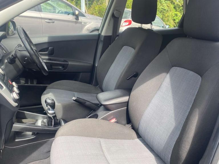 2012 Kia Ceed 1.6 CRDi EcoDynamics 2 Sports Wagon Euro 5 (s/s) 5dr Estate Diesel Manual