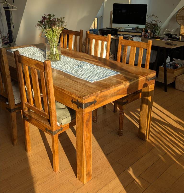 Beautiful Large Indian Thakat Wooden Dining Table (includes 6 Dining Chairs)
