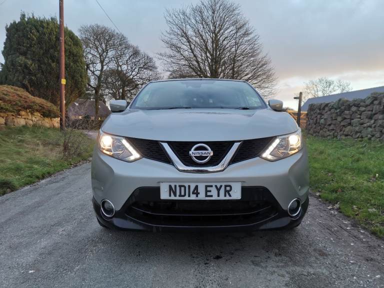 Nissan, QASHQAI, Hatchback, 2014, Manual, 1197 (cc), 5 doors