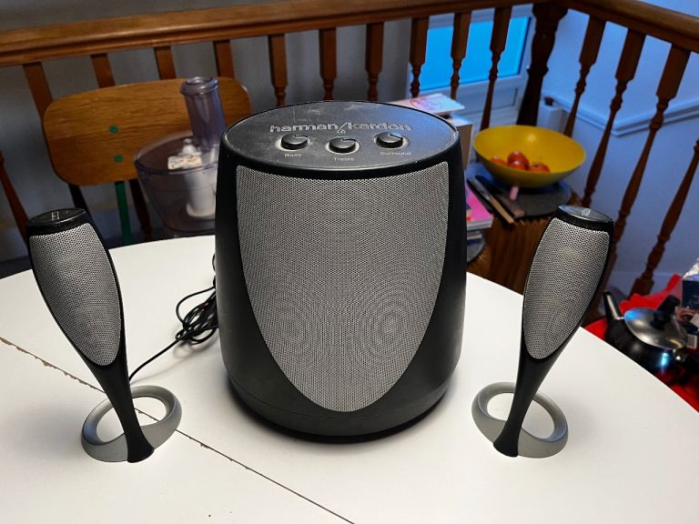 Harman/kardon speaker