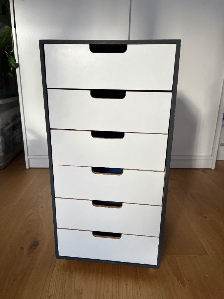 Small cabinet on wheels with 6 drawers 
