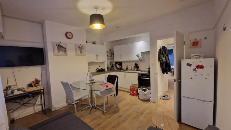 Stunning studio flat for rent in the heart of walthamstow! must be seen