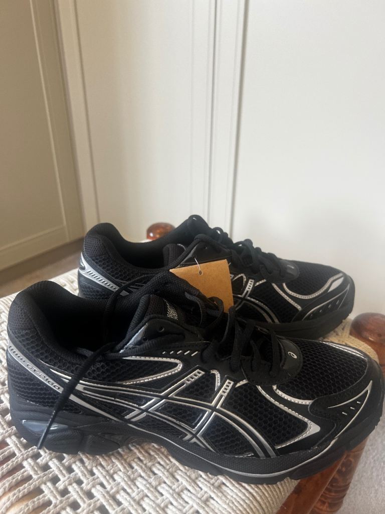 ASICS GT-2160 Black / Silver Trainers BRAND NEW