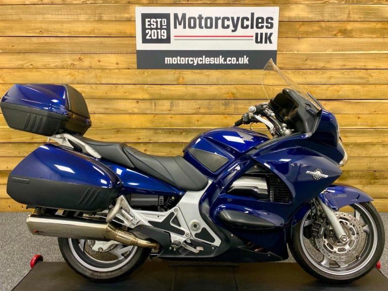 2004 Honda ST1300 A-4 Pan European ABS, Only 15,970 Miles and Great condition