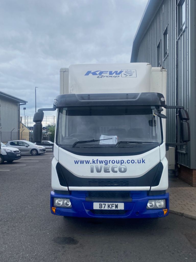 Iveco 7.5 t box lorry 
