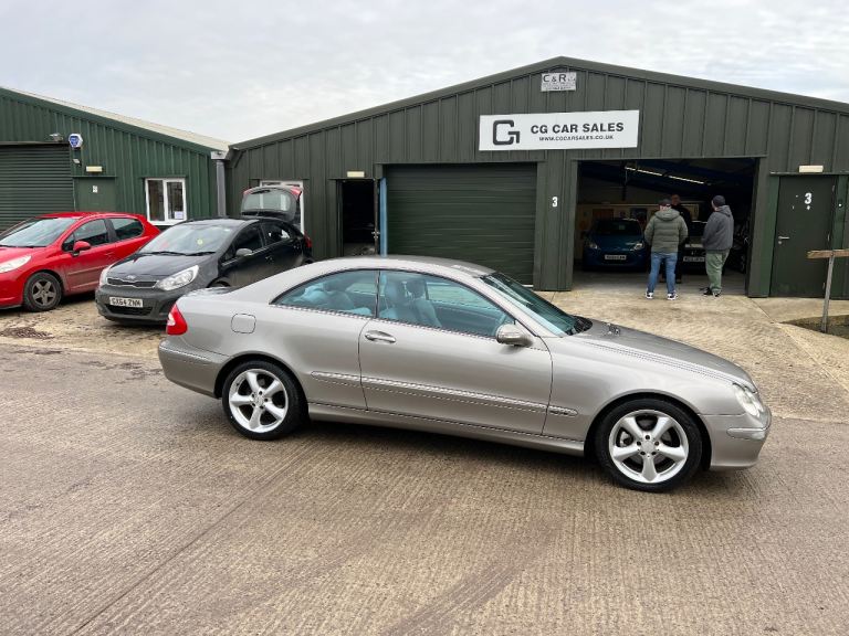 Mercedes-Benz, CLK, Coupe, 2004, Semi-Auto, 3199 (cc), 2 doors