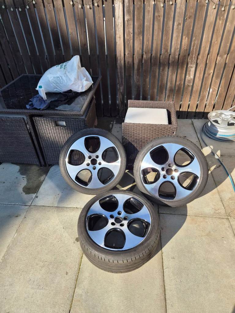 18" Monza alloys. 5x112 Genuine OEM