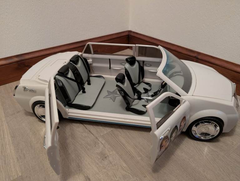 Bratz Forever Diamondz Limo