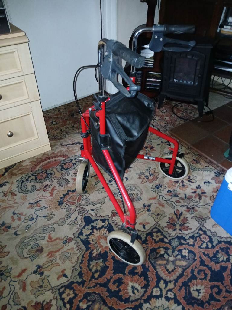 3 weel mobility stroller with bag