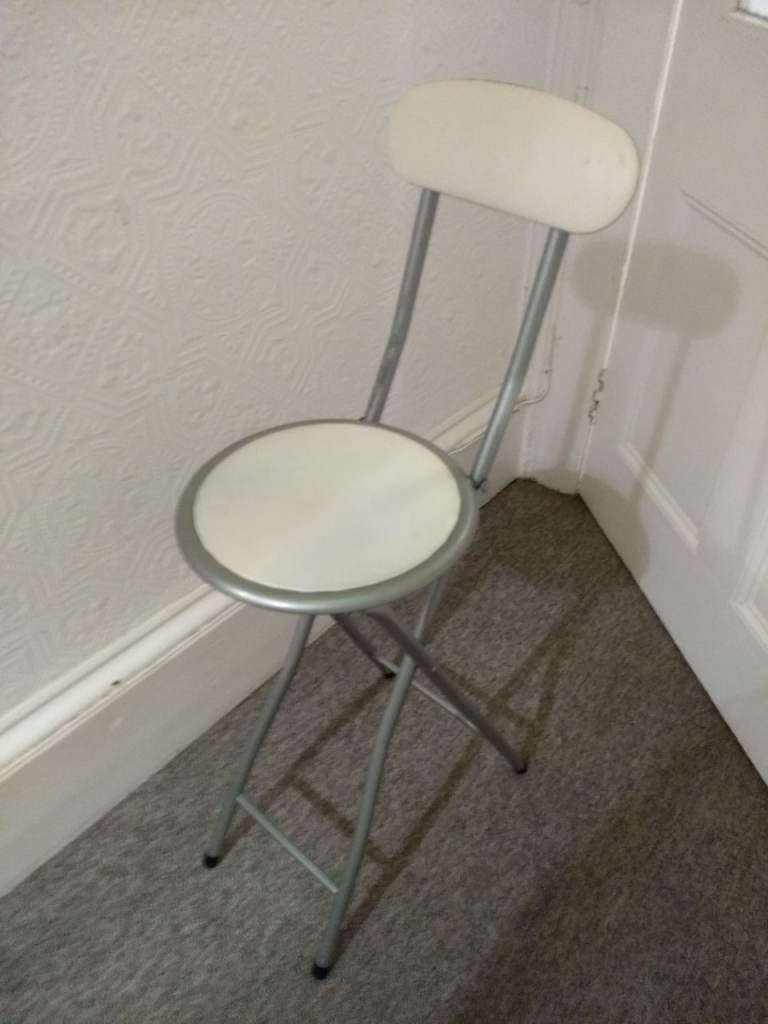 Foldaway stool seat with backrest