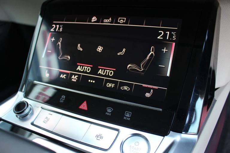 2019 19 AUDI E-TRON 55 SUV 5DR ELECTRIC AUTO QUATTRO 95KWH (408 PS)