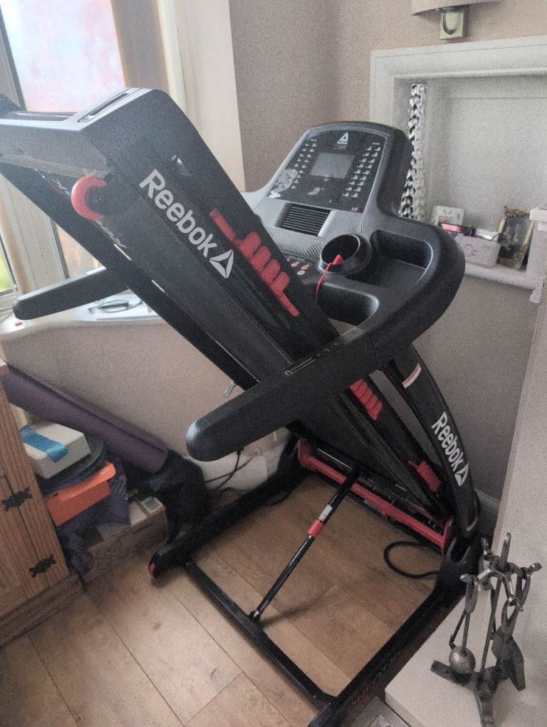 Reebok GTS40 lightly used