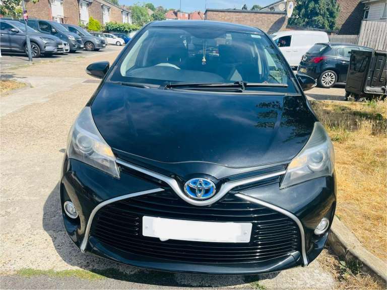 Toyota YARIS Hybrid Automatic Hatchback, 5 doors, 2017, (1497 (cc), 