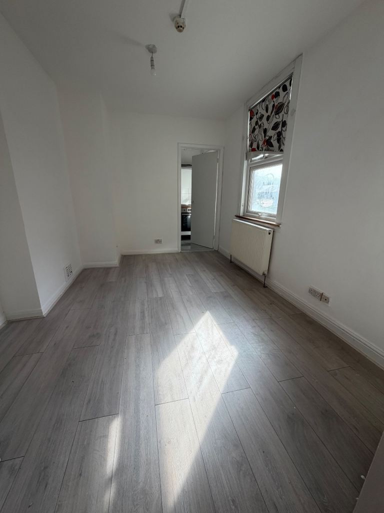 Studio flat for rent in Neasden/wembley park £1,000pcm