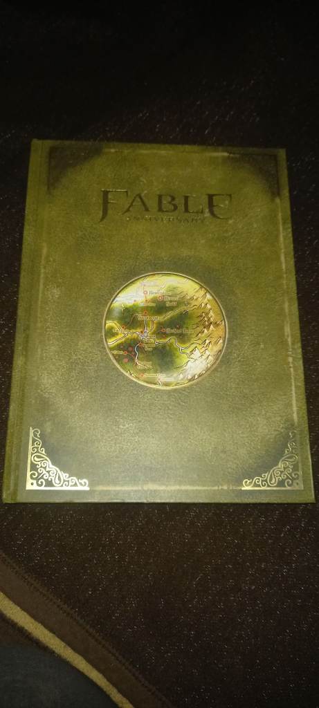 Fable anniversary hardback guide 