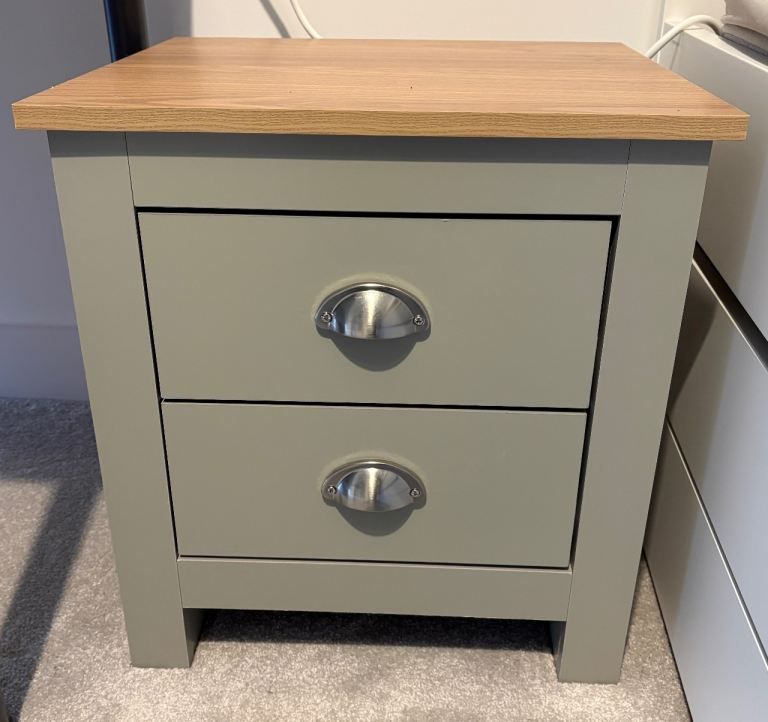 Three Posts Kenneth Piece 2-Drawer bedside cabinet