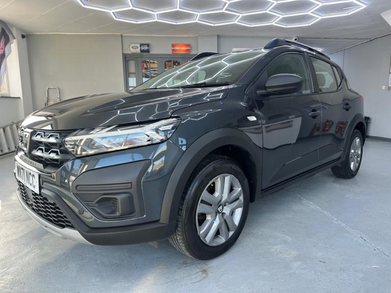 2021 Dacia Sandero Stepway 1.0 TCe Essential 5dr HATCHBACK Petrol Manual