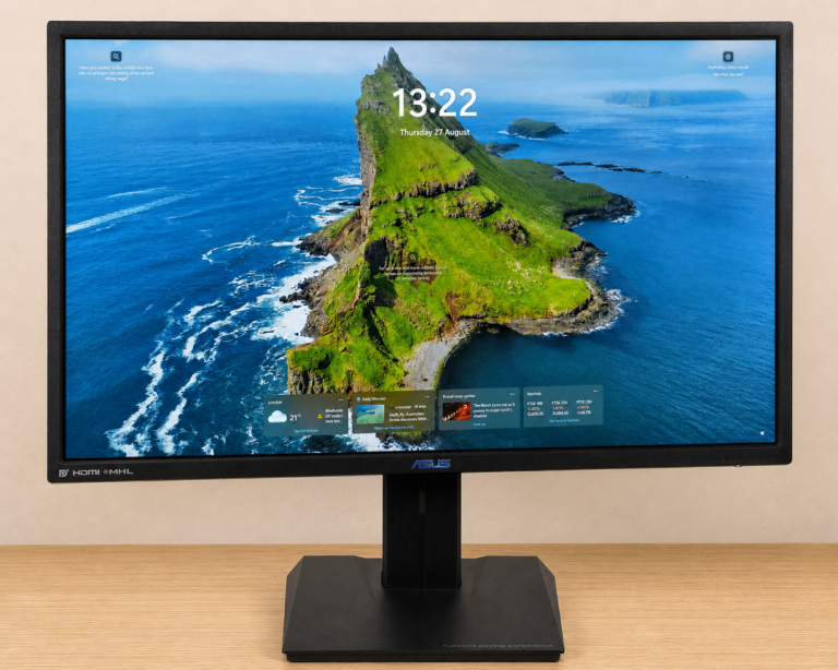 Asus MG278Q 27-inch QHD FreeSync Gaming Monitor 144Hz.